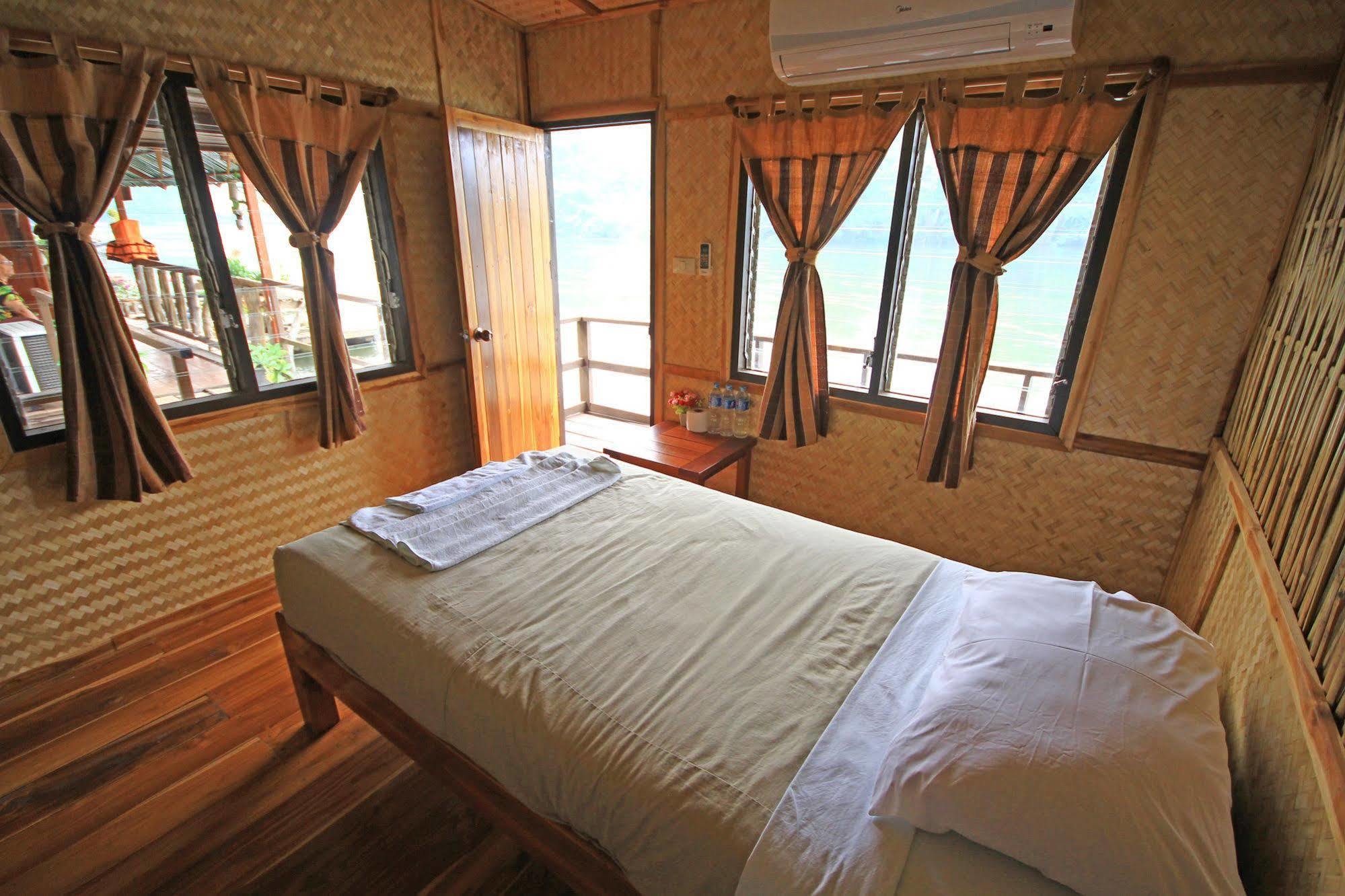 Saiyok Mantra Resort Ban Huai Maenam Noi Buitenkant foto
